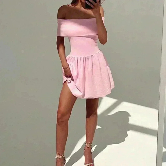 Pink Elegant Women's Off-Shoulder Mini Dress In Romantic Color - Picture 6 of 6